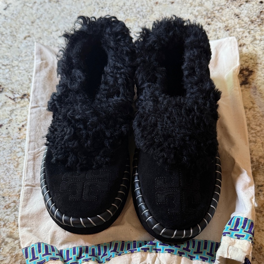 TORY BURCH Black Shearling-Trim Slip-On Moccasin/Slipper NEW 8.0